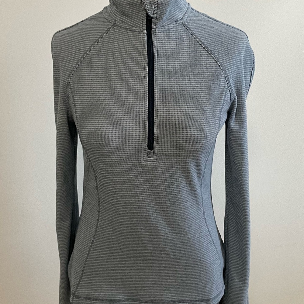 Avalanche Outdoor Supply Co. 1/4 Zip Performance Pullover S NWOT Blue Thumbholes